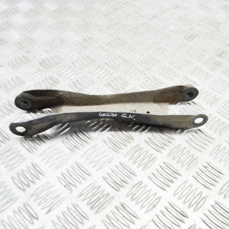 Rear upper control arm/wishbone 6867880