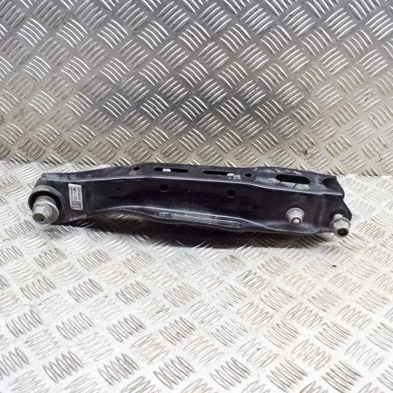 Tagumine ülemine õõtshoob 1EA505311E