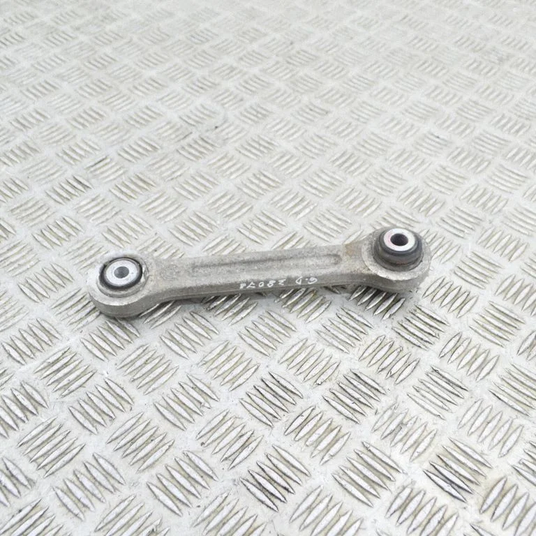 Tagumine ülemine õõtshoob 670006273 – Maserati Ghibli (2013-)