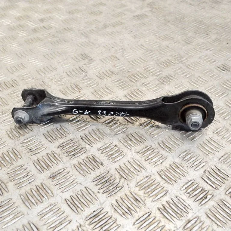 Rear upper control arm/wishbone 104442700C
