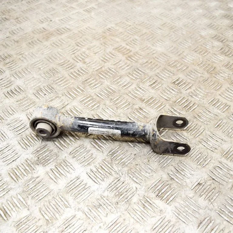 Rear upper control arm/wishbone 104443100G