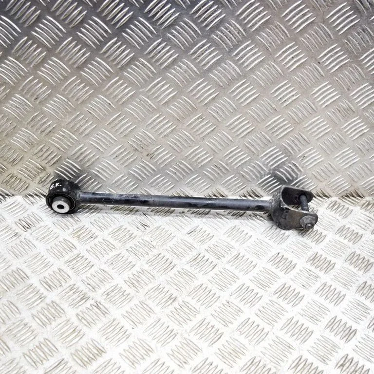Aizmugurējā svira (dakša) 104444100F