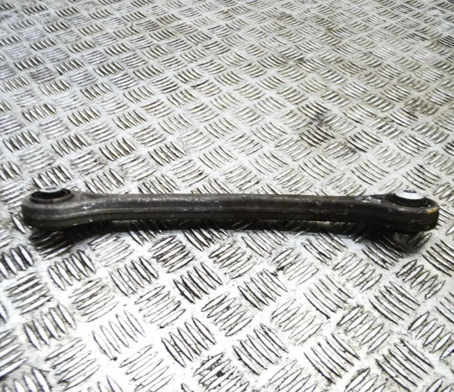 Aizmugurējā svira (dakša) 4M0505425F