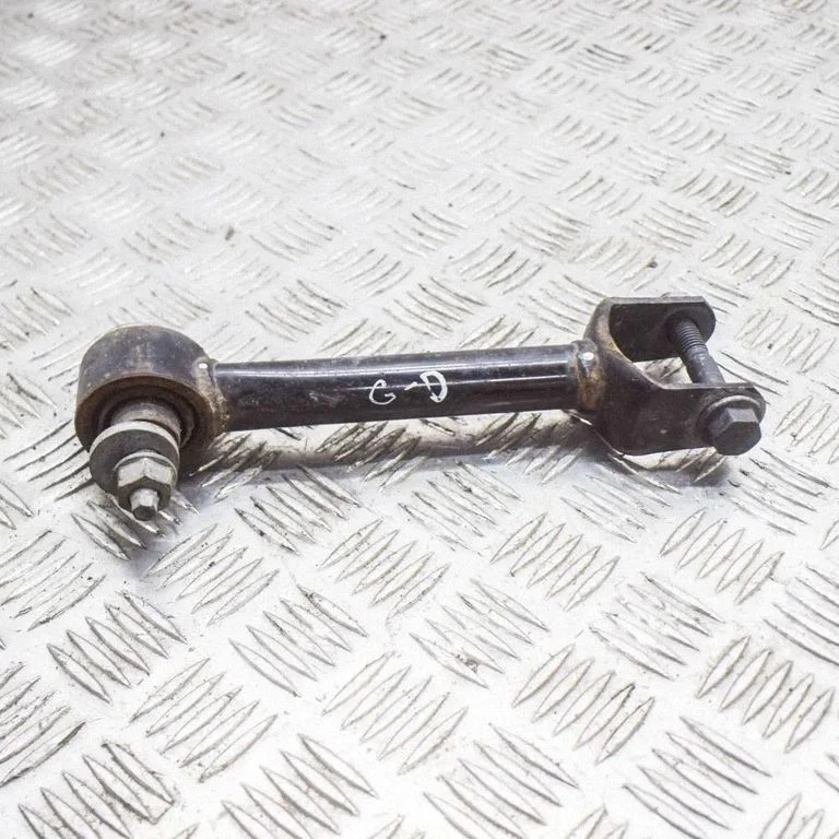 Aizmugurējā svira (dakša) 104443100G