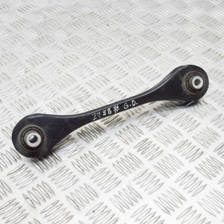 Aizmugurējā svira (dakša) 5Q0501529C
