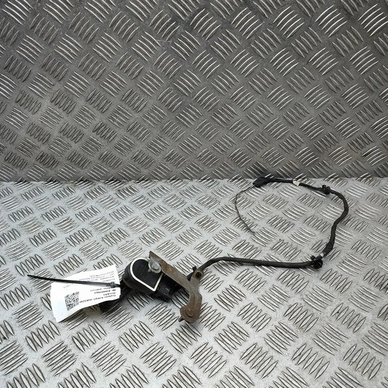 Tagumise õhkvedrustuse kõrgusandur A0009053704