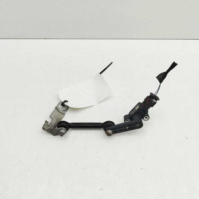 Aizmugurējās gaisa balstiekārtas augstuma sensors A0009059413