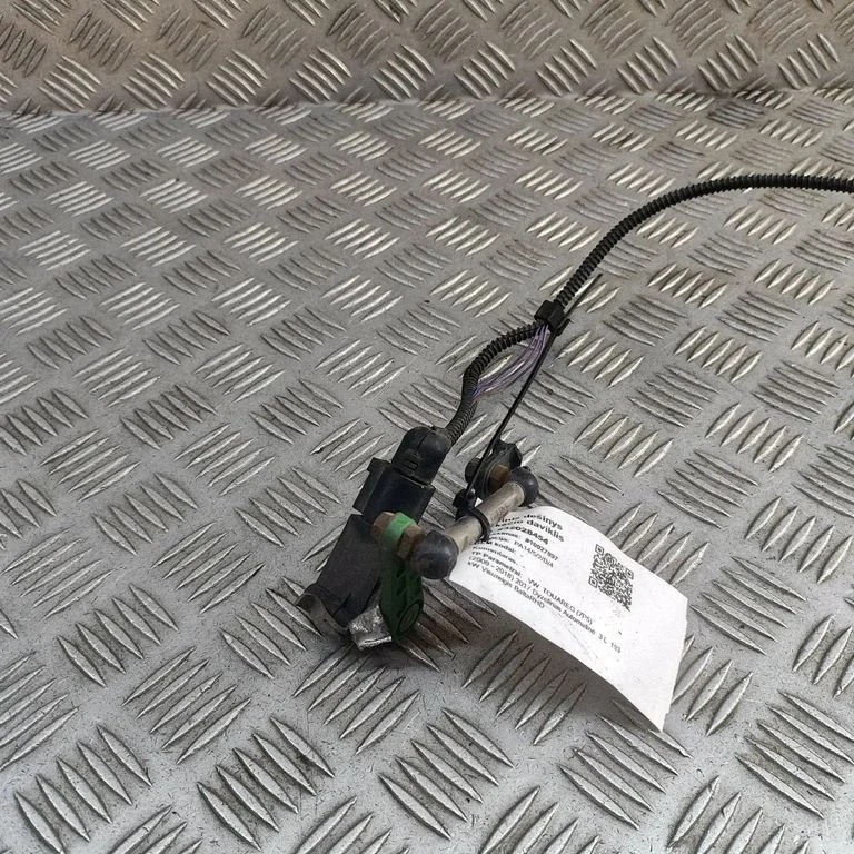 Aizmugurējās gaisa balstiekārtas augstuma sensors 7P0616213