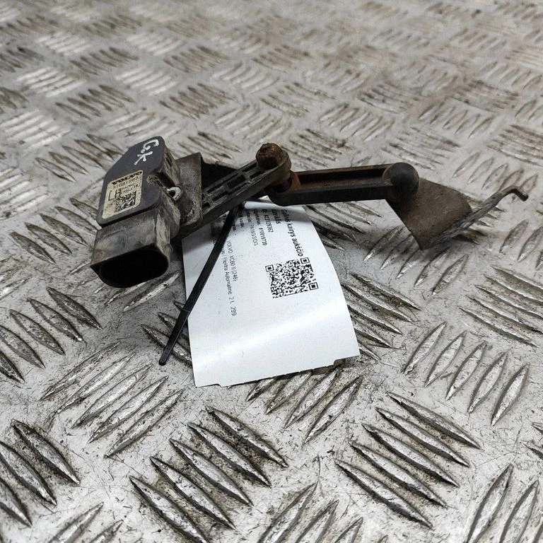 Aizmugurējās gaisa balstiekārtas augstuma sensors 31681287
