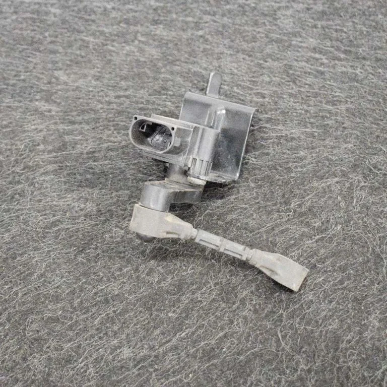Aizmugurējās gaisa balstiekārtas augstuma sensors GX733C280CA