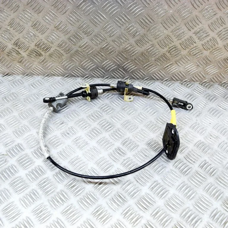 Pārnesumu pārslēgšanas trose DJ5P7E395DB