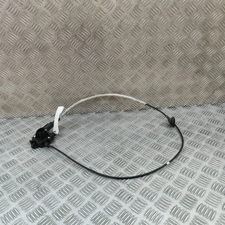 Pārnesumu pārslēgšanas trose 4M2713035B