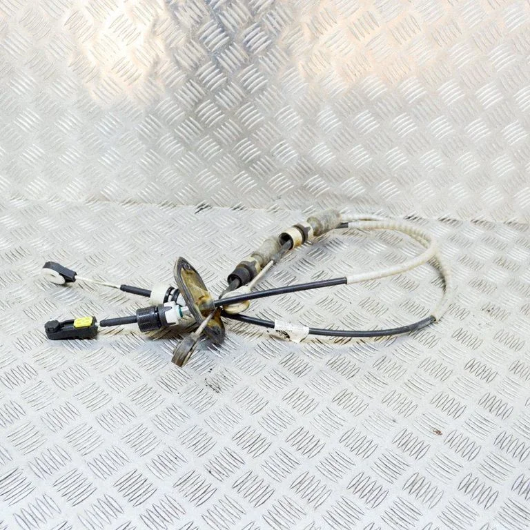 Pārnesumu pārslēgšanas trose BK2R7E395DB