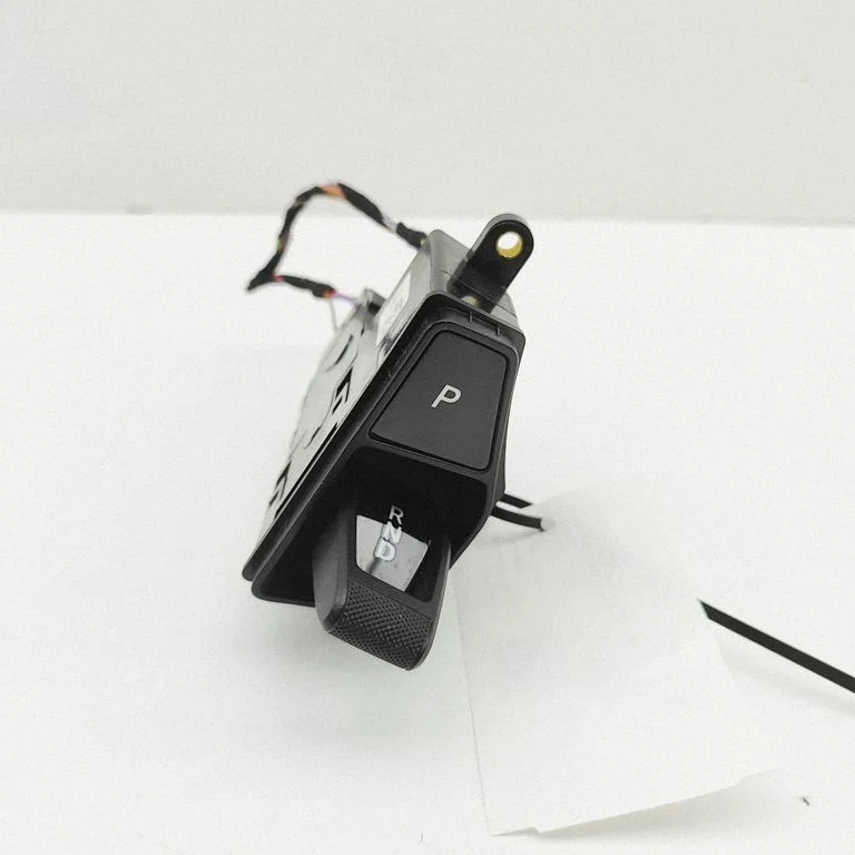 Gear selector mechanism 95C713041
