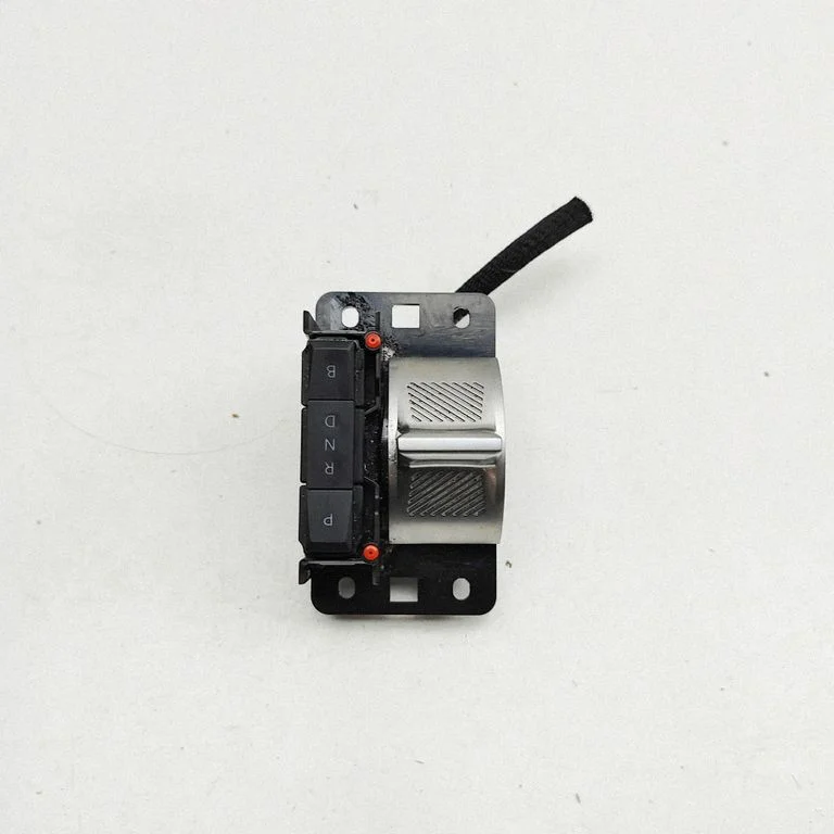 Pavarų perjungimo mechanizmas (kulisa)