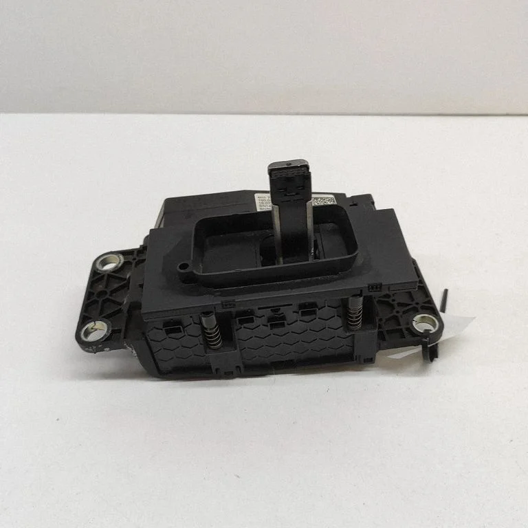 Gear selector mechanism 10004431807