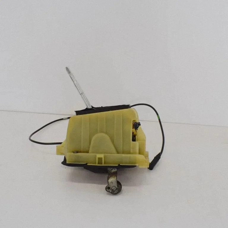 Gear selector mechanism – Mercedes-Benz C-Class AMG W204 (2007-2014)