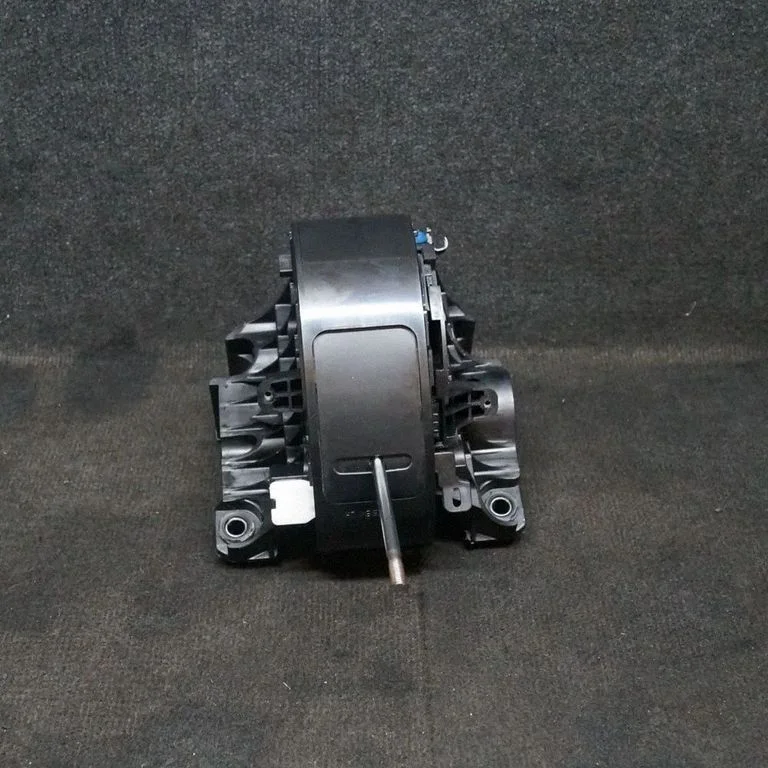 Pavarų perjungimo mechanizmas (kulisa)
