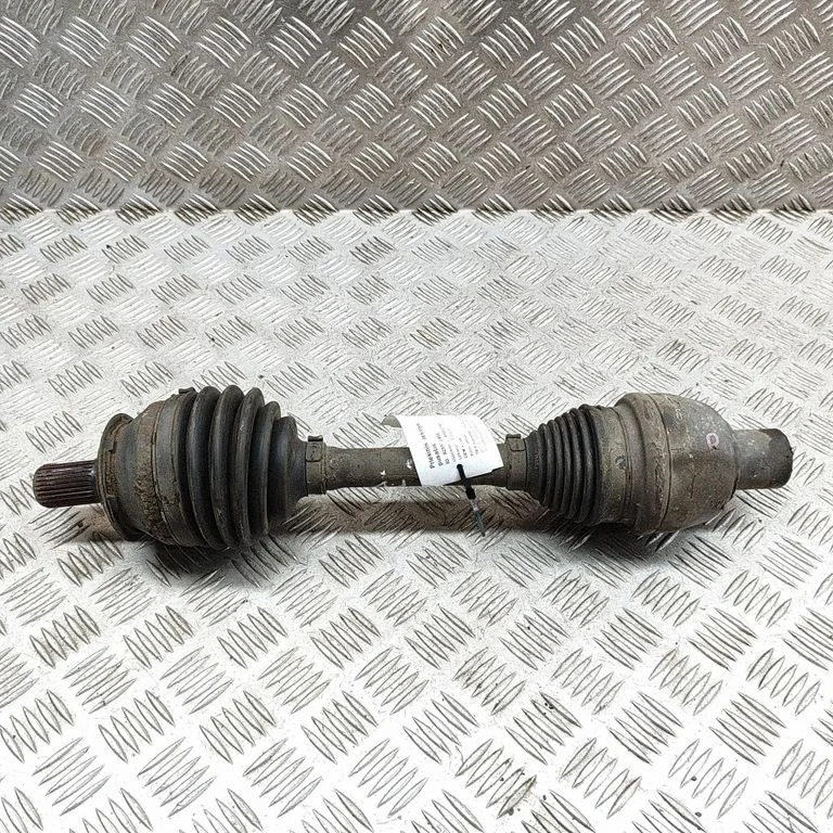Priekšējā pusass A2463303200