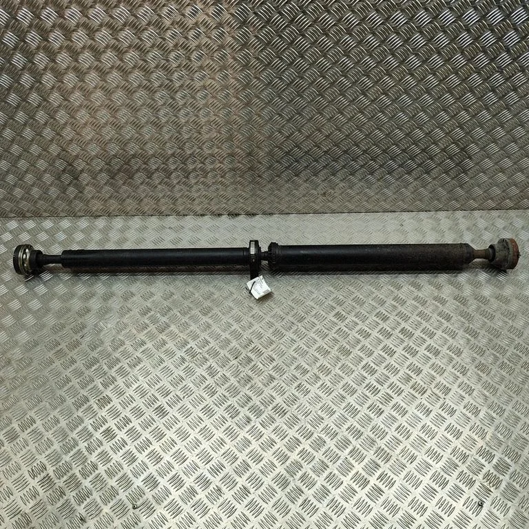 Middle center prop shaft – Jaguar XE (2015-)