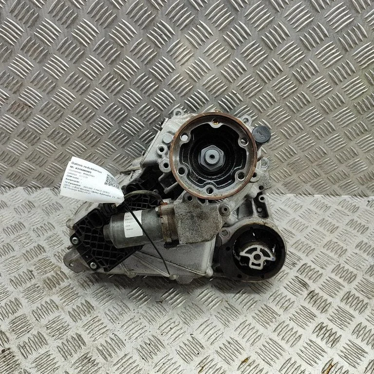 Ātrumkārbas reduktors (sadales kārba) MX637K780AB
