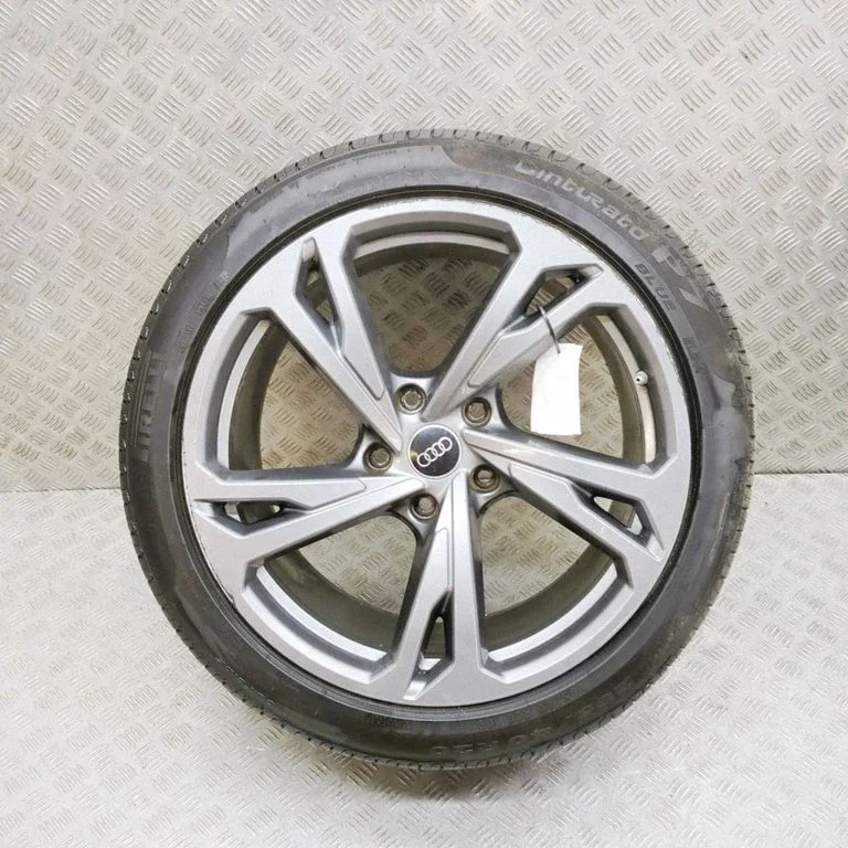 R12 alloy rim 4J3601025AM