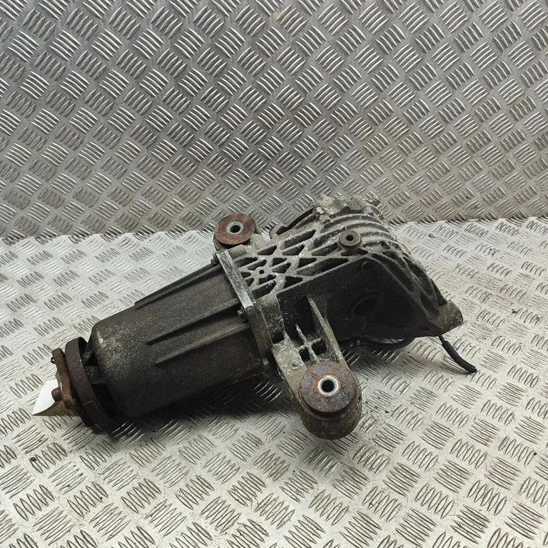 Aizmugurējais reduktors G170100050