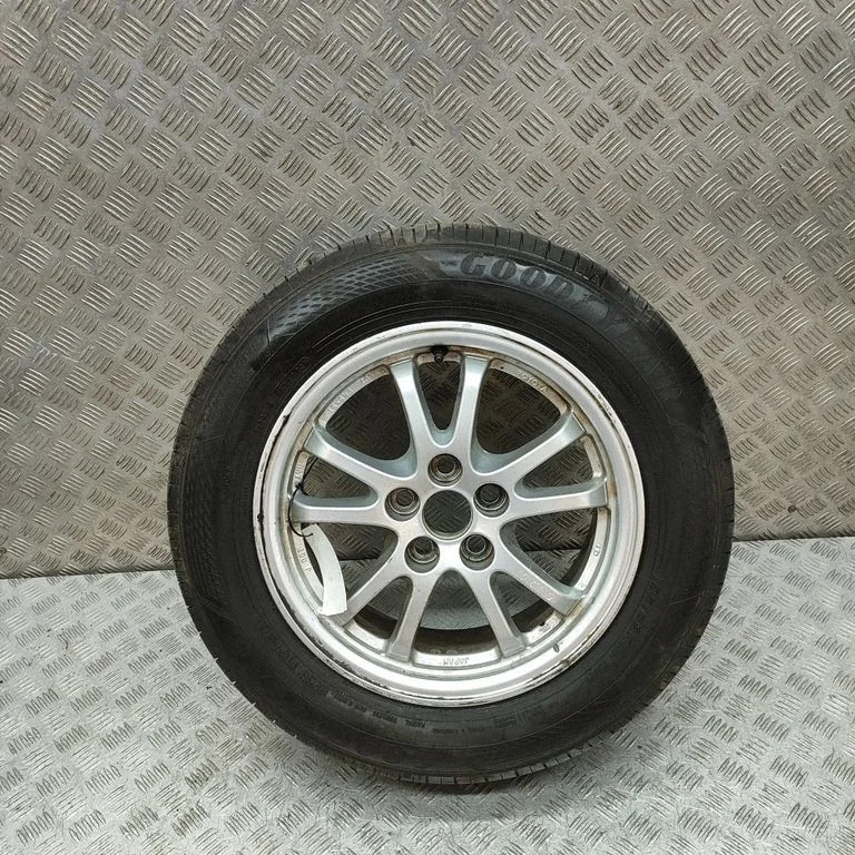R15 lengvojo lydinio ratlankis (-iai)