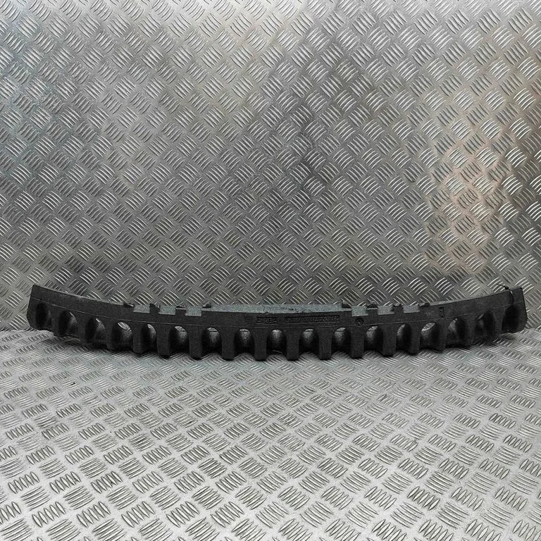 Putoplastas priekinio bamperio