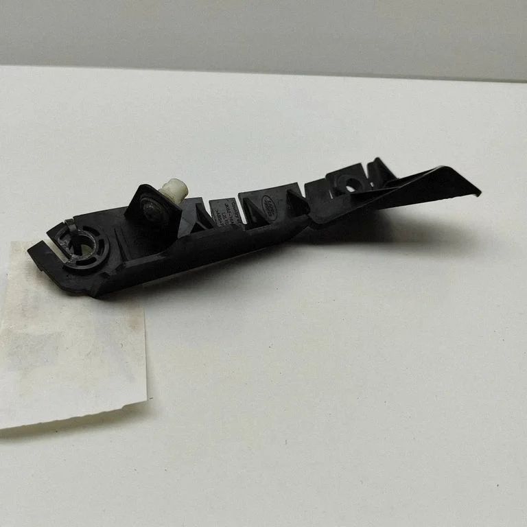 Front bumper mounting bracket JK6216A142AA