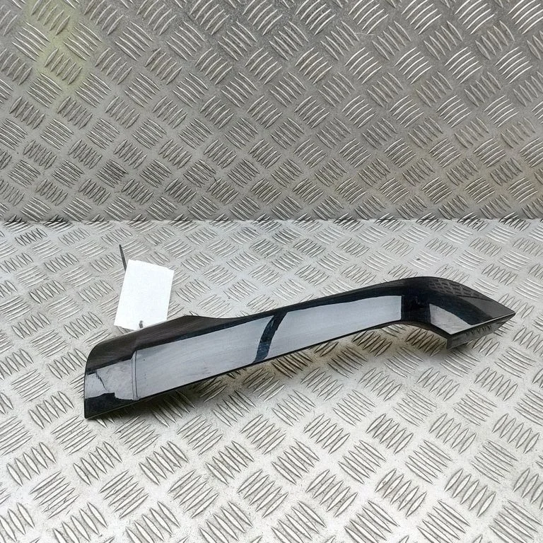 Front bumper splitter molding K8D217E785AB