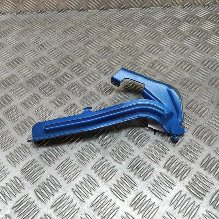 Motora pārsega eņģe (-es) 654016UA0A