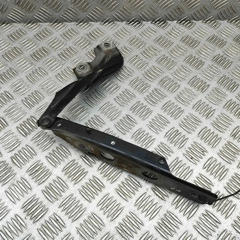 Mootorikapoti hinged 4G8823301E – Audi A7 S7 4G (2011-2017)