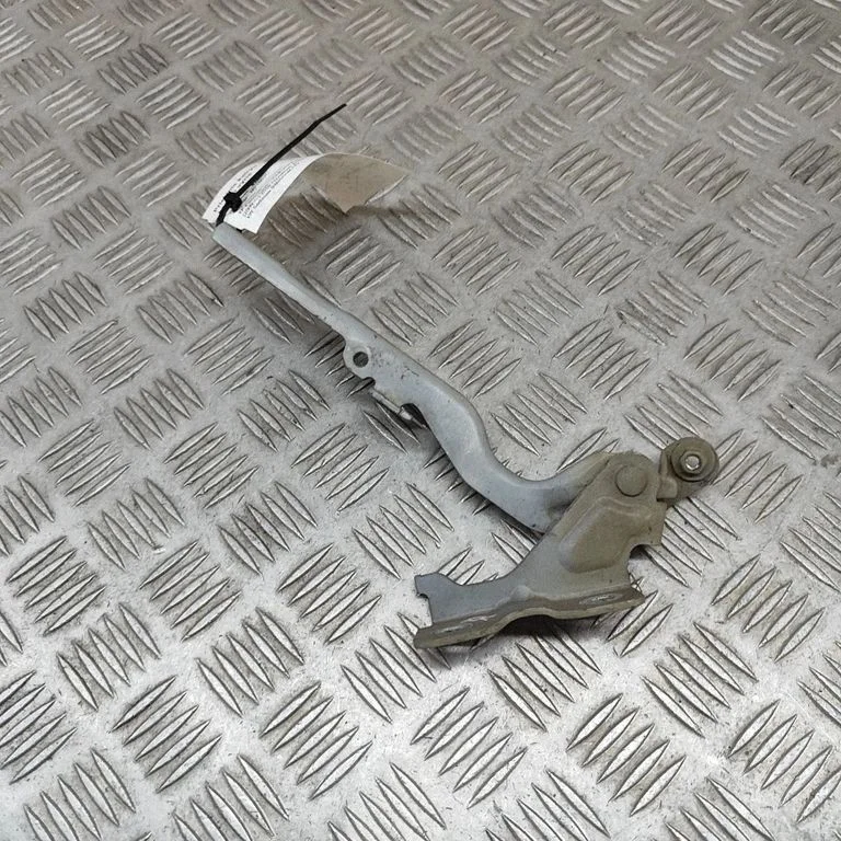 Engine bonnet/hood hinges 96932077 – Chevrolet Cruze (2009-2016)