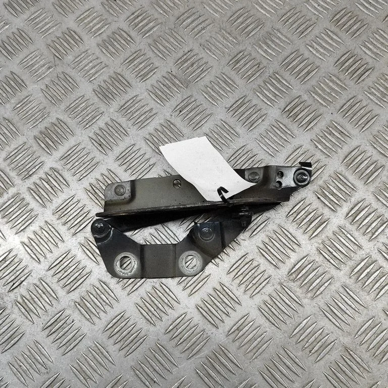 Engine bonnet/hood hinges 6H5216801AC