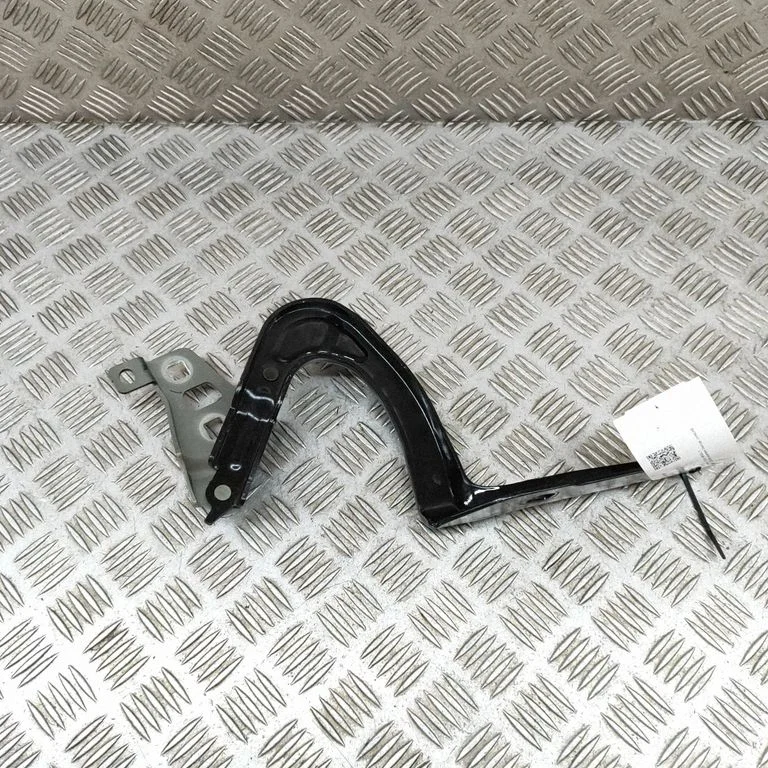 Engine bonnet/hood hinges – Tesla Model Y (2020-)