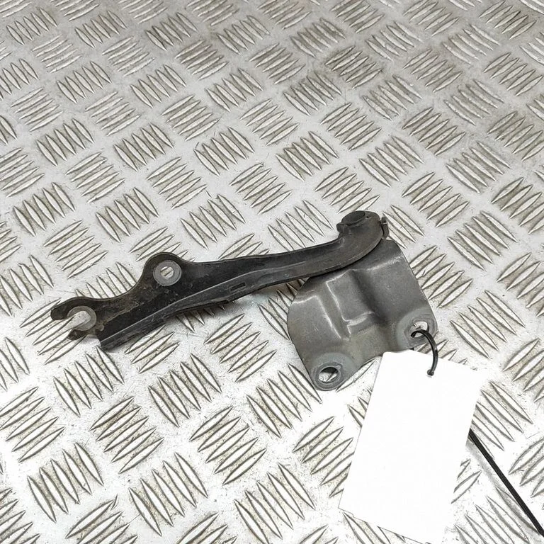 Engine bonnet/hood hinges GS1D52410A – Mazda 6 (2008-2013)
