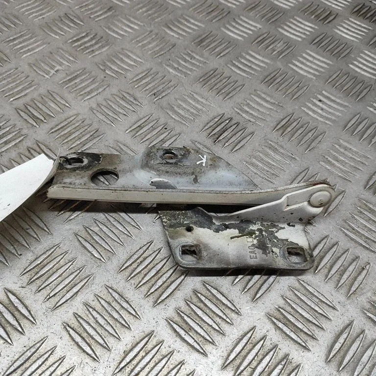 Motora pārsega eņģe (-es) 65401ZP00A