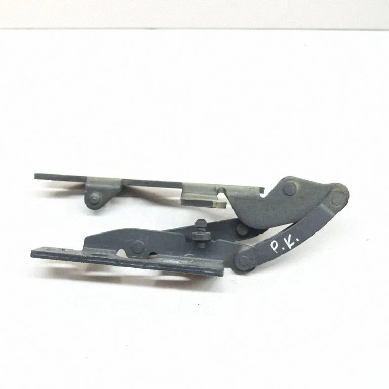 Engine bonnet/hood hinges 7064159