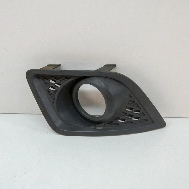 Front fog light trim/grill – Ford Focus (2010-2017)