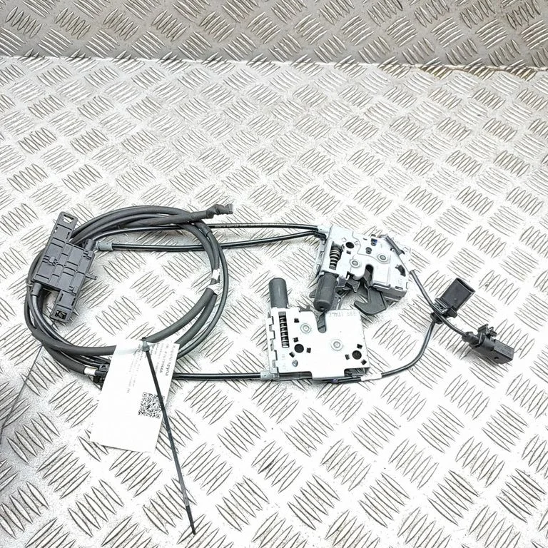 Mootorikapoti lukk 85H823535 – Audi Q6 e-tron (2024-)