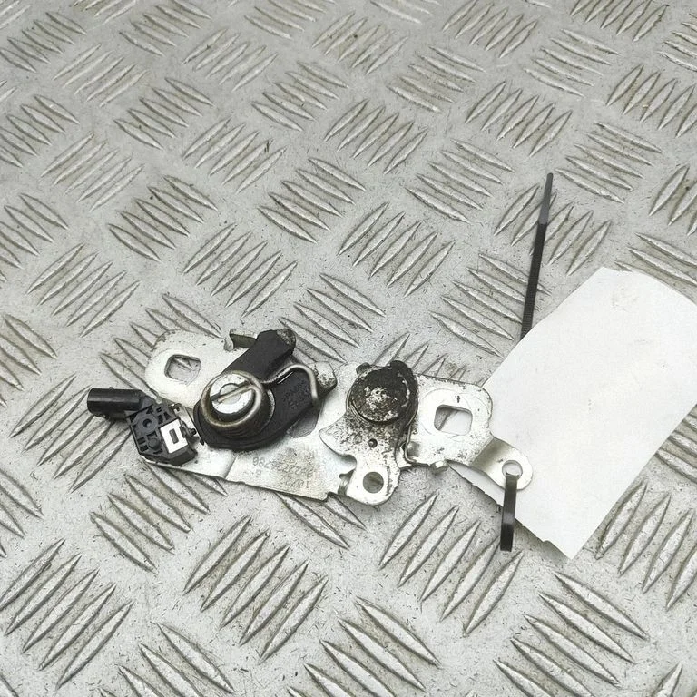 Engine bonnet/hood lock/catch – Peugeot 2008 II (2019-)