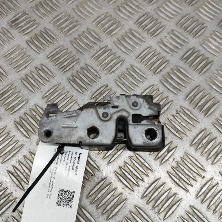 Mootorikapoti lukk – Porsche Cayenne (92A) (2010-2017)