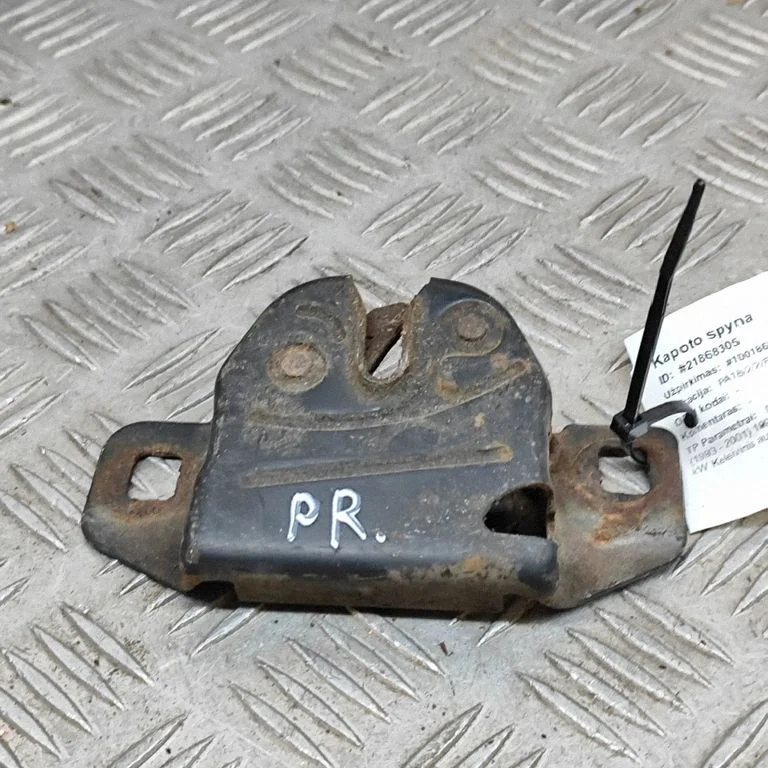 Engine bonnet/hood lock/catch 5020846AA