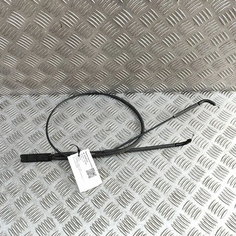 Engine bonnet/hood lock release cable – BMW X7 G07 (2018-)