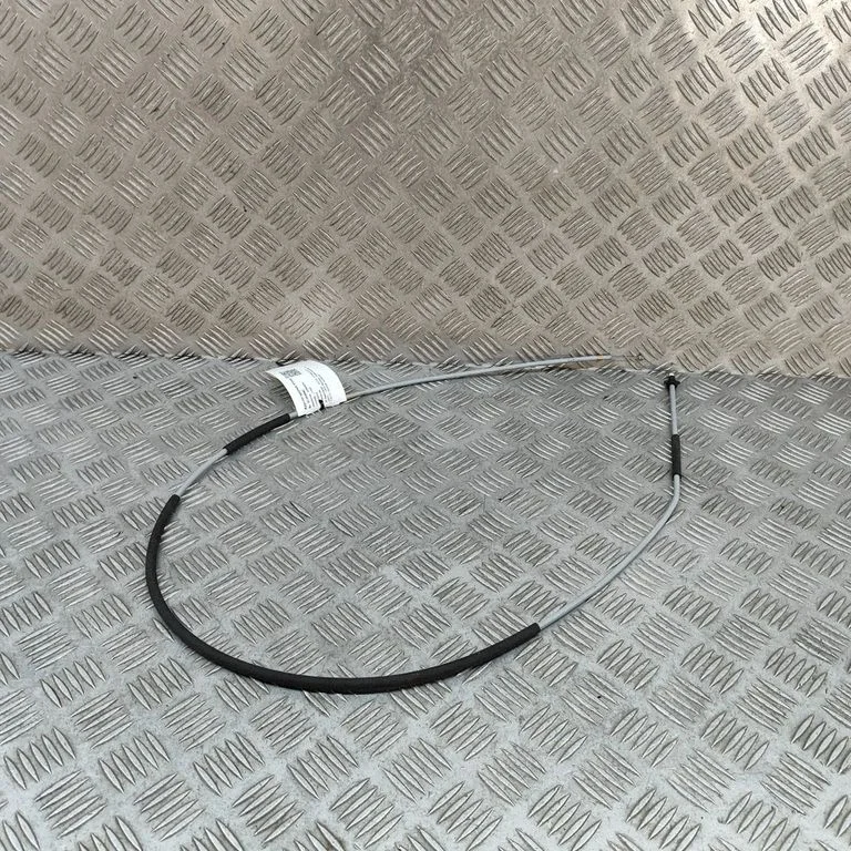 Engine bonnet/hood lock release cable 57J823535B