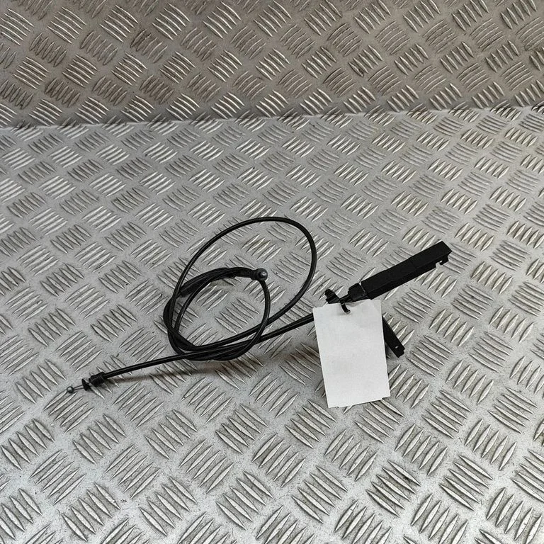 Engine bonnet/hood lock release cable – Mercedes-Benz C-Class W205 (2014-2021)