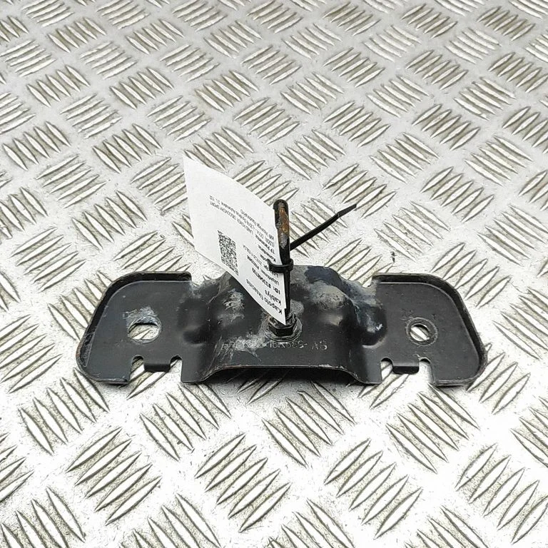 Engine bonnet/hood lock/latch loop/hook – Land Rover Discovery Sport (2014-)