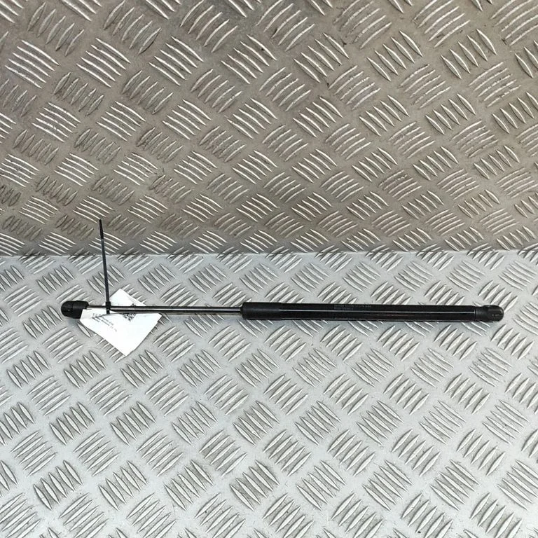 Front bonnet/hood damper/strut – BMW Z4 E89 (2009-2017)