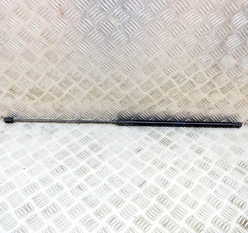 Motora pārsega amortizators 8T0823359